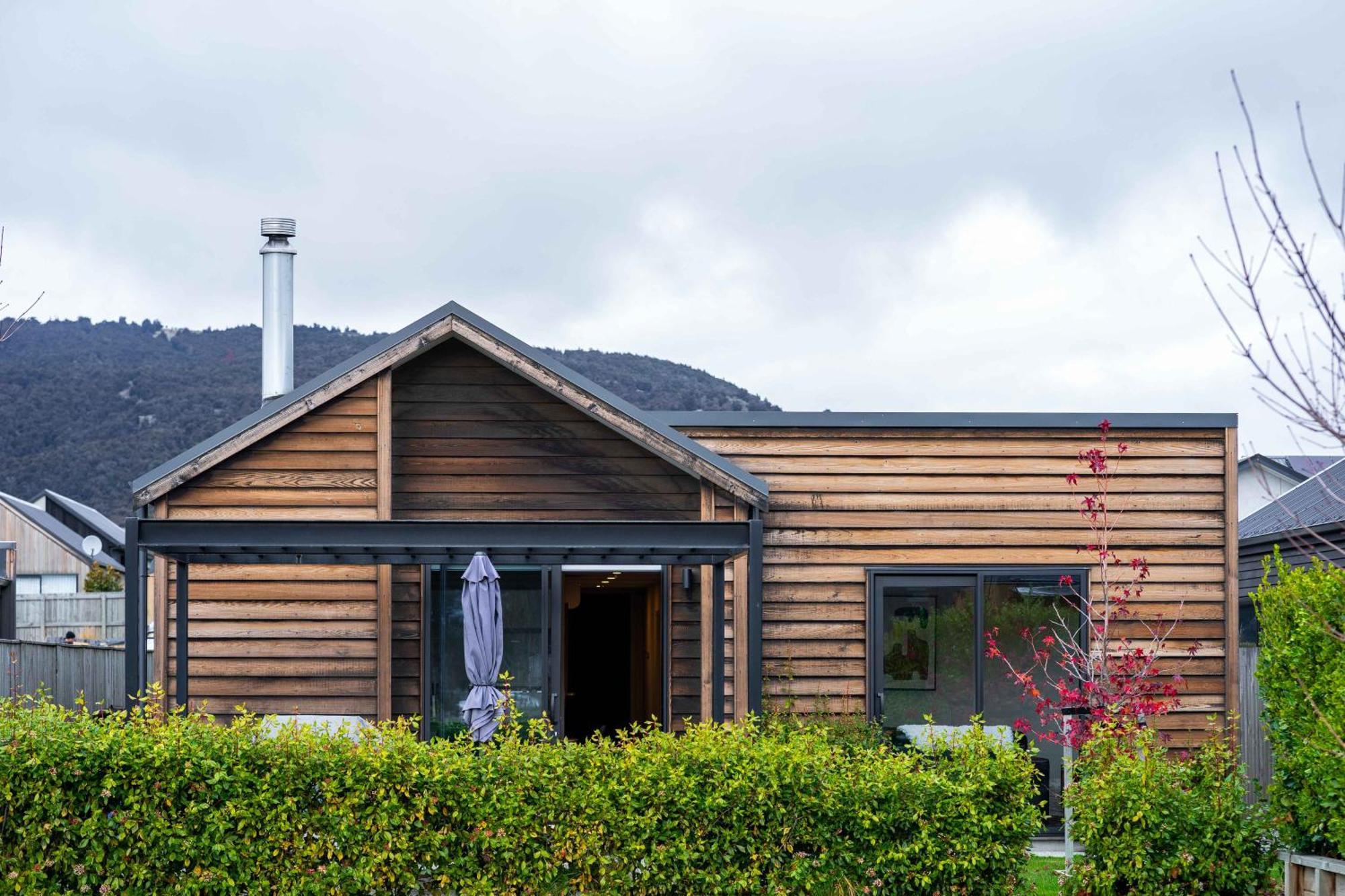 Outlet Sanctuary Villa Wanaka Exterior photo